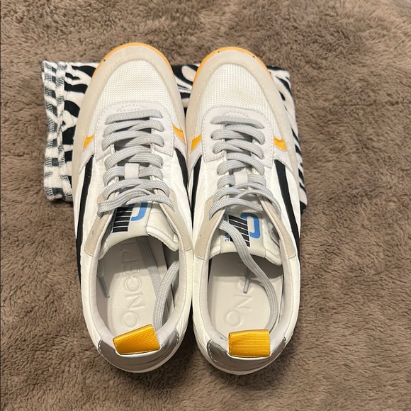 OnCept Women's Retro White Sneakers Free People EUC - Picture 8 of 9